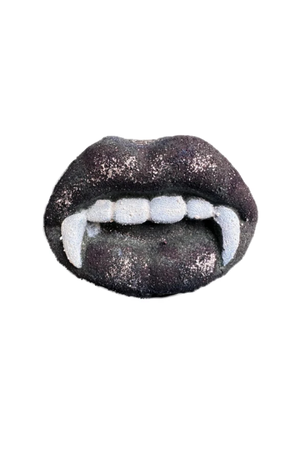 Hexbomb bath bomb Frostbite Vamp Fangs